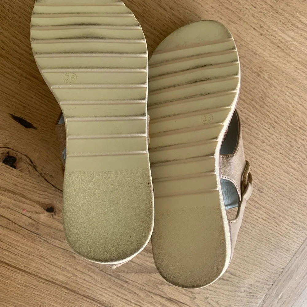 Roman Sandal Tan Polyurethane Women’s Zipper Back Rope Embellishment‎ 36eu pre